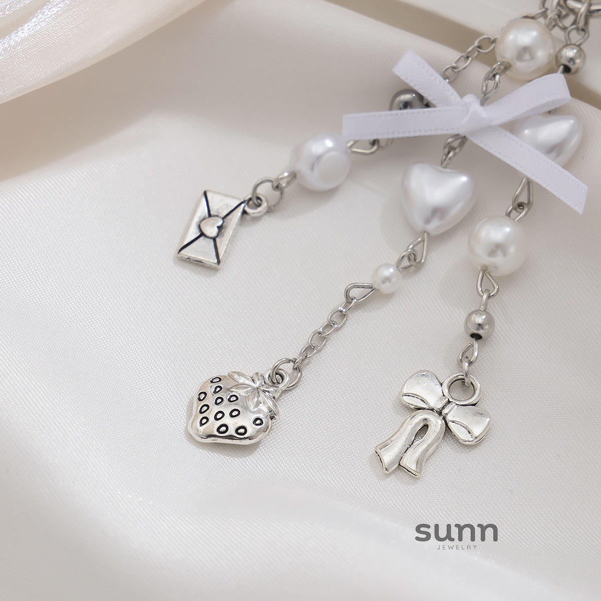 Thea Strawberry Blossom Charms [7WE6J1L3]