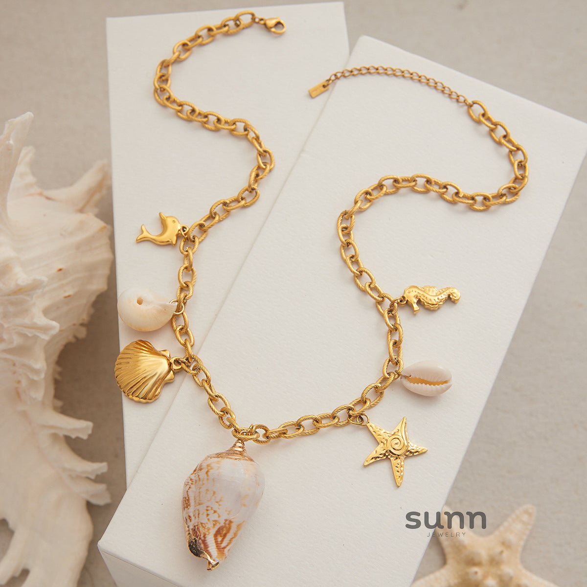 Theodora Shell Charm Jewelry Set [JRZ7FZPW]