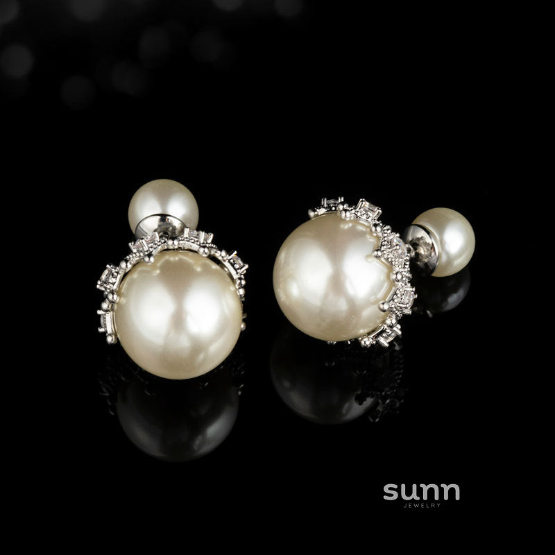 Tierney Retro Pearl Drop Earrings [7D3GG5J4]
