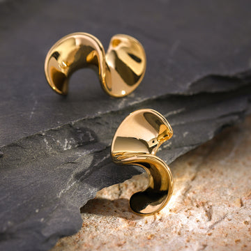 Tinleigh Gold Art Spiral Earrings [0L9LCFQC]