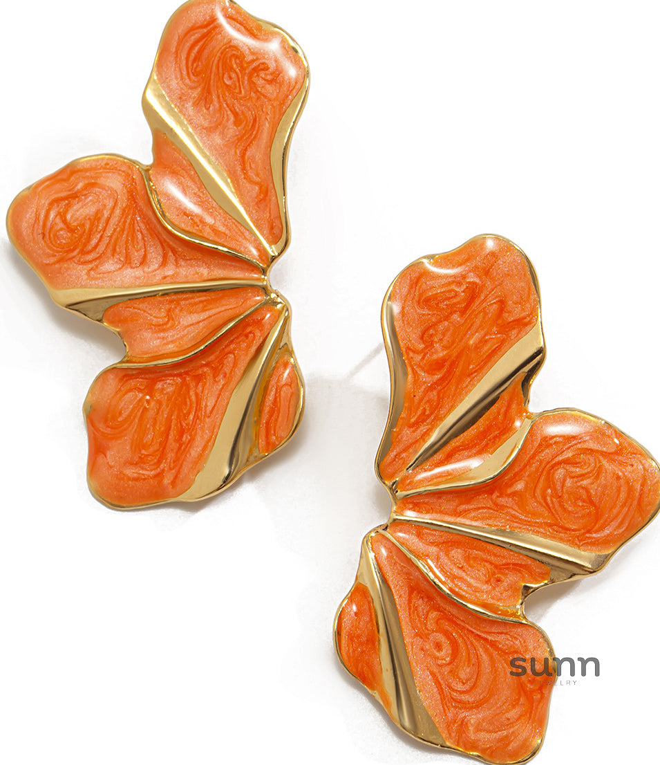 Tinley Gradient Petal Earrings [EA4YBFFP]
