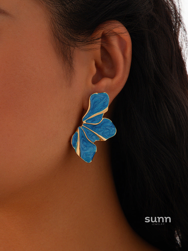 Tinley Gradient Petal Earrings [EHUT823D]
