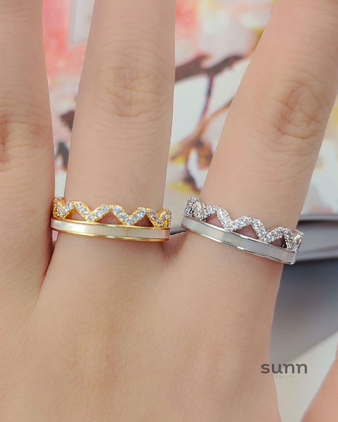 Tomi Crown Shell Open Ring [F9R9V3II]
