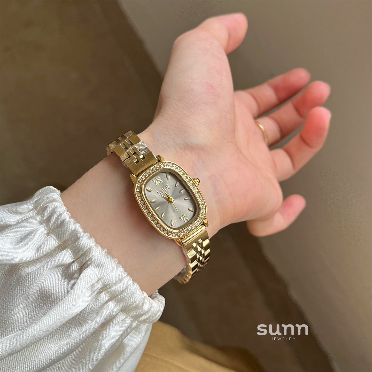 Tonya Crystal Wrist Watch [3553ZRX6]
