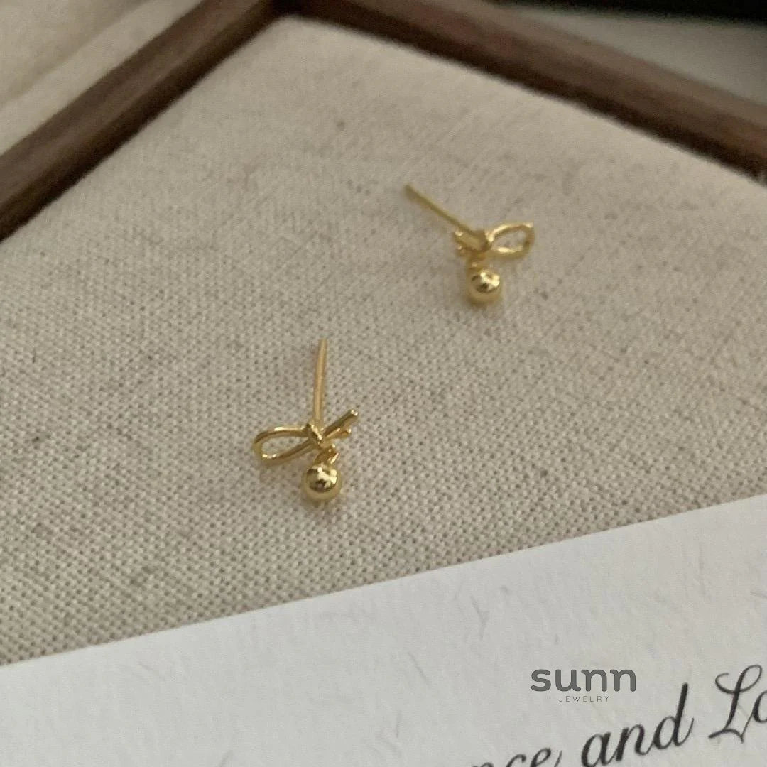 Tonya Delicate Knot Stud Earrings