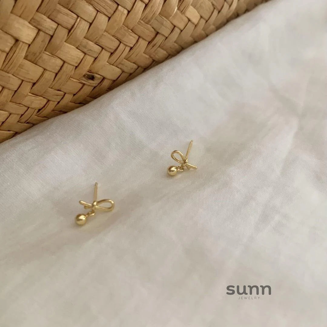 Tonya Delicate Knot Stud Earrings