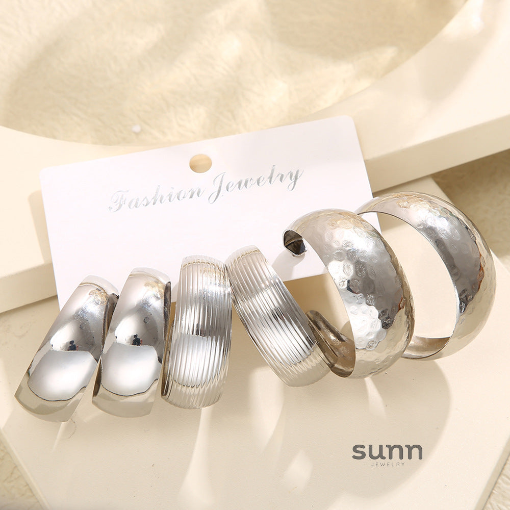 Tori C-Shaped Earring Set [NWMZCBFS]