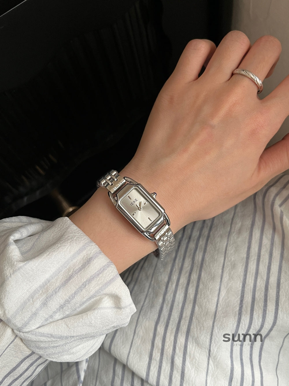 Tory Elegant Steel Band Watch [24FQPS9C]