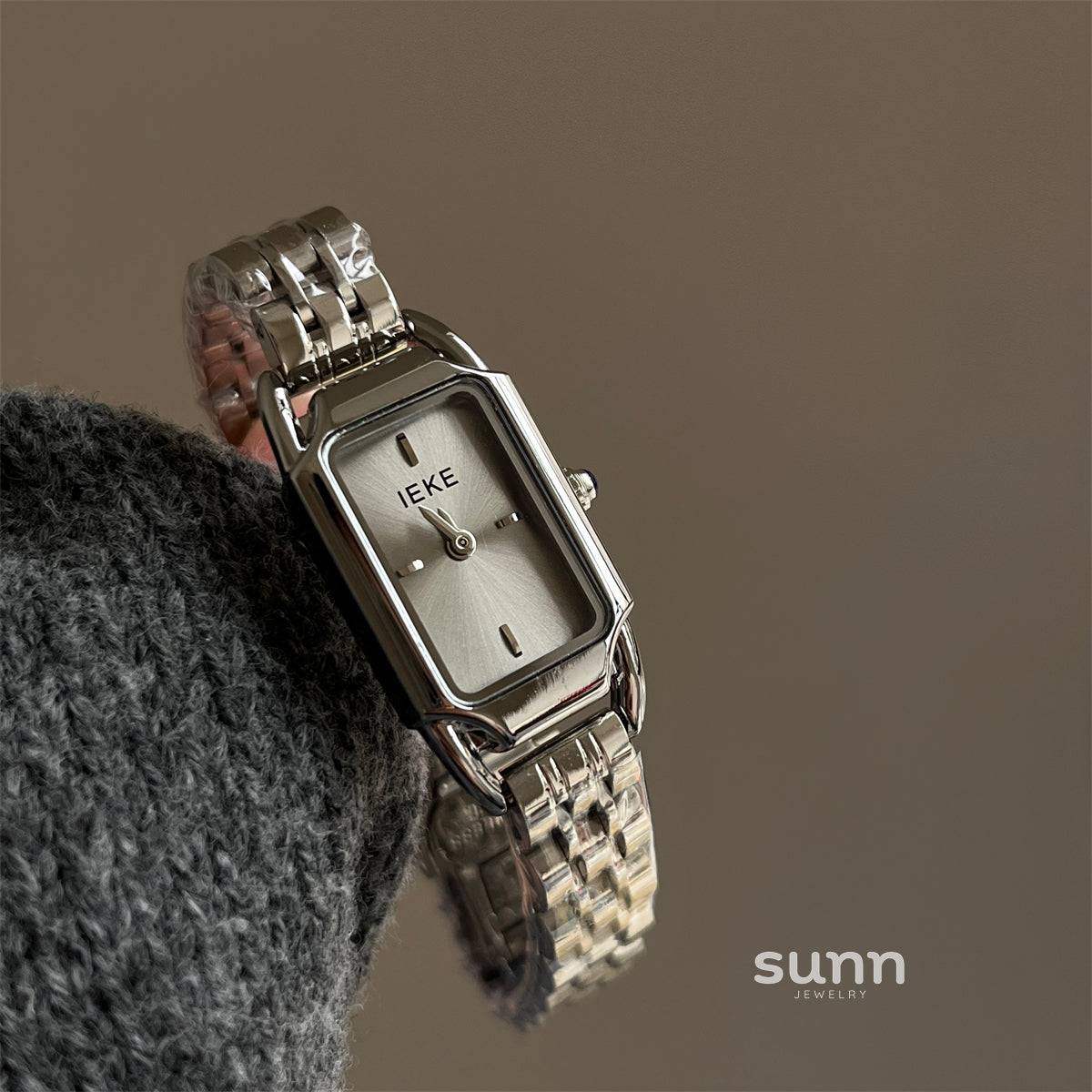 Tory Elegant Steel Band Watch [E3GC8UZI]