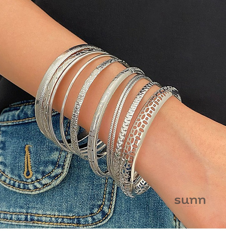 Tracey Vintage Alloy Bangle Set
