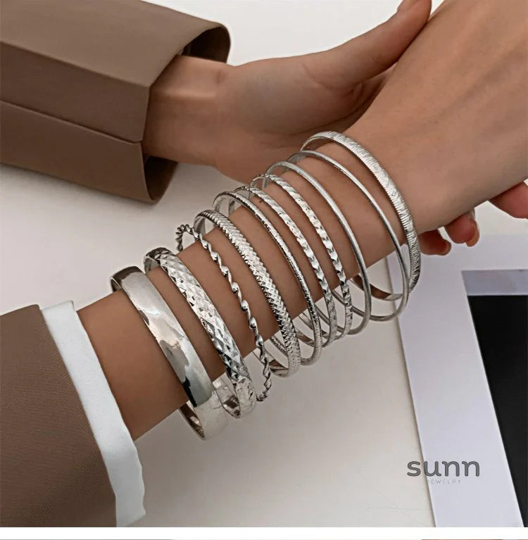 Tracey Vintage Alloy Bangle Set