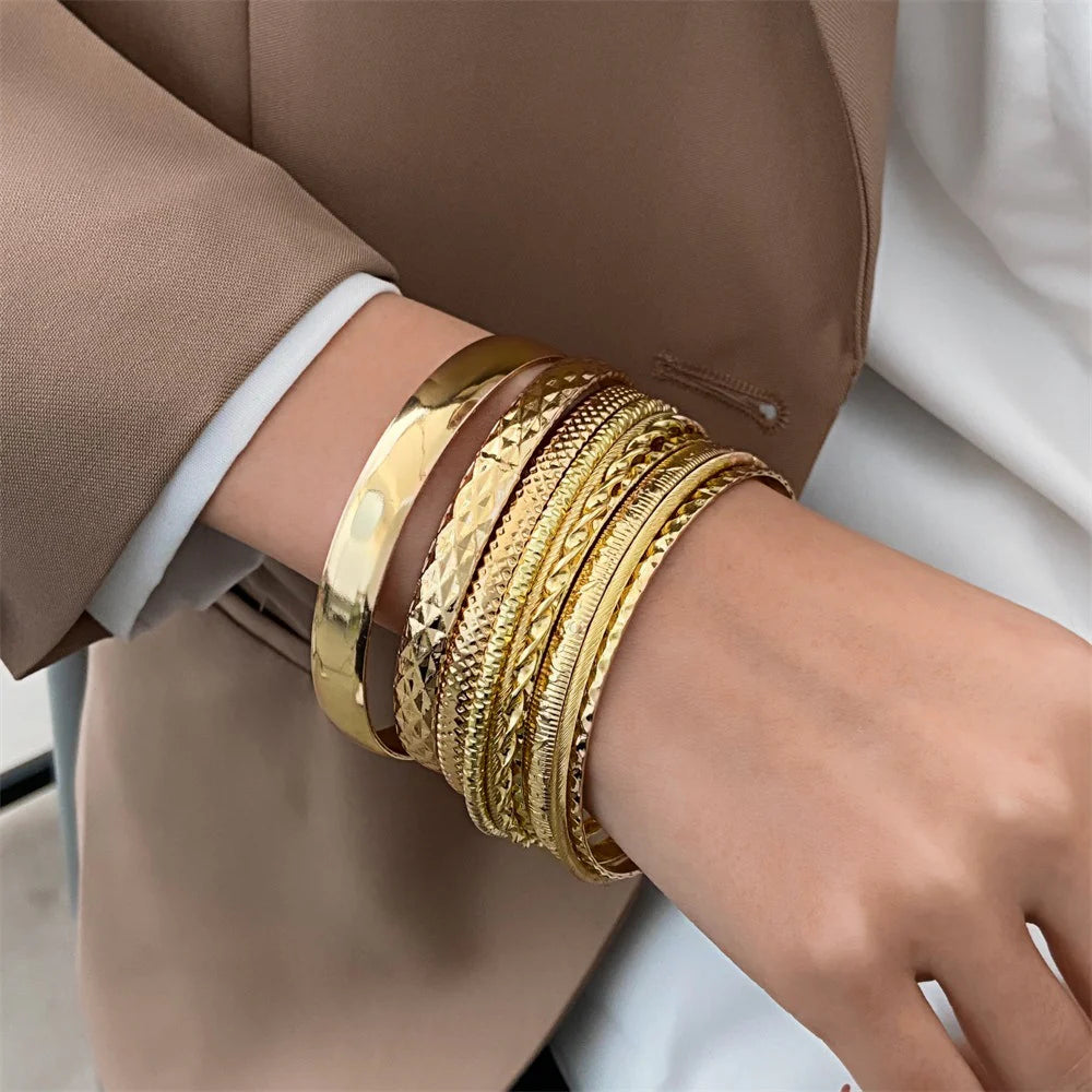 Tracey Vintage Alloy Bangle Set