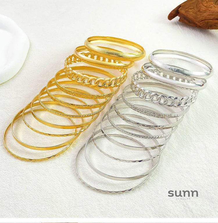 Tracey Vintage Alloy Bangle Set