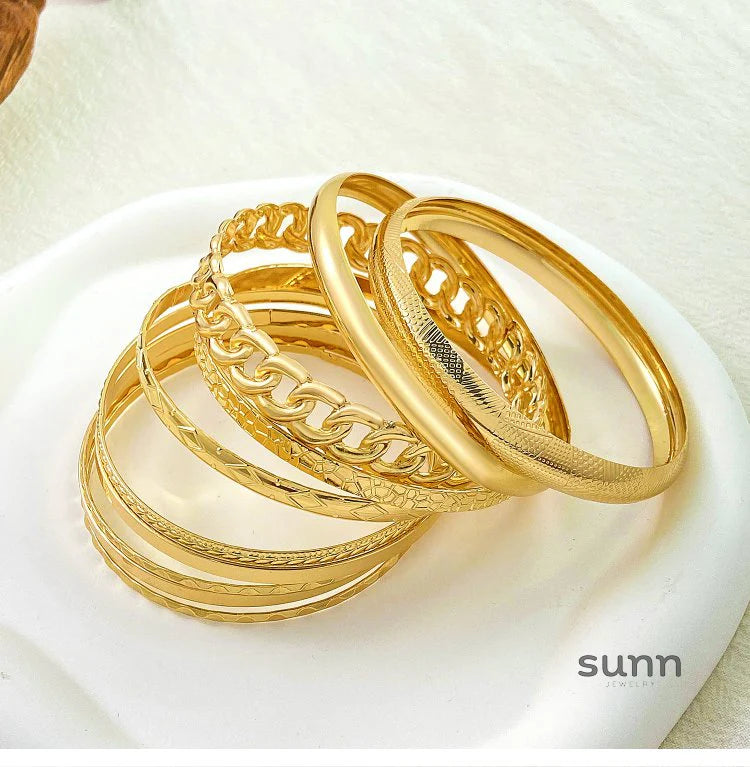 Tracey Vintage Alloy Bangle Set