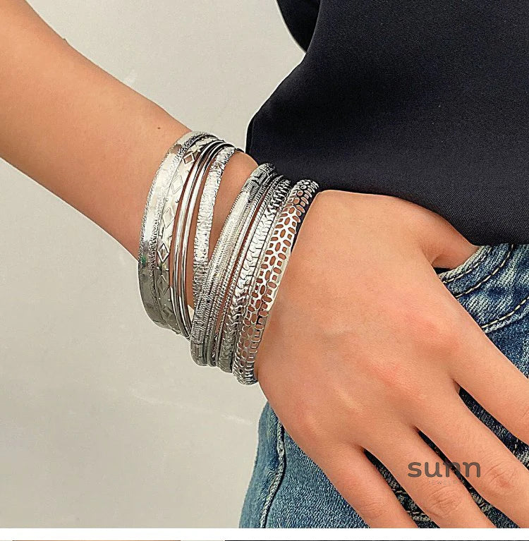 Tracey Vintage Alloy Bangle Set