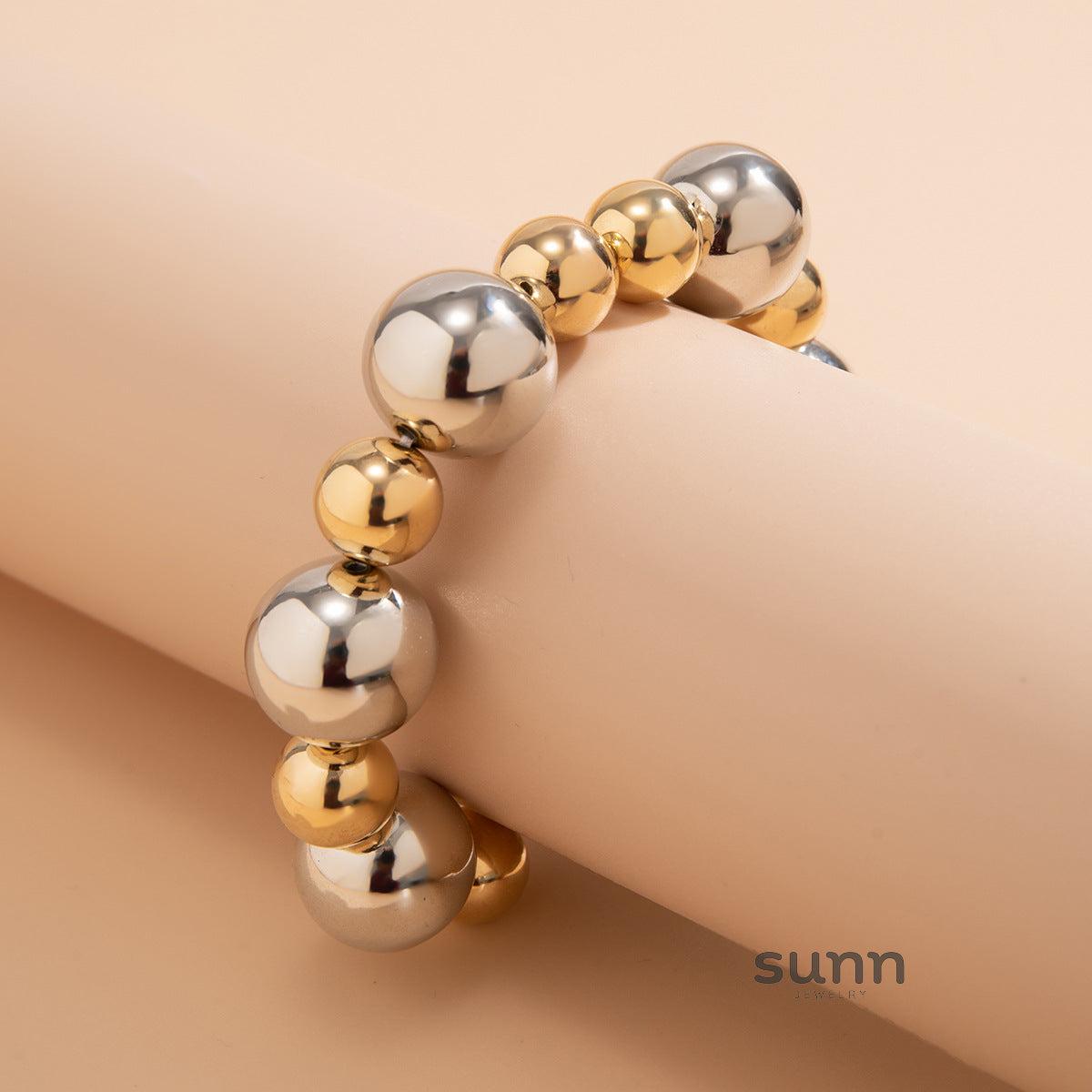 Trista Geometric Beaded Bracelet [2VBRUBAP]