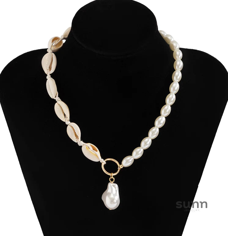 Tristan Baroque Shell Choker