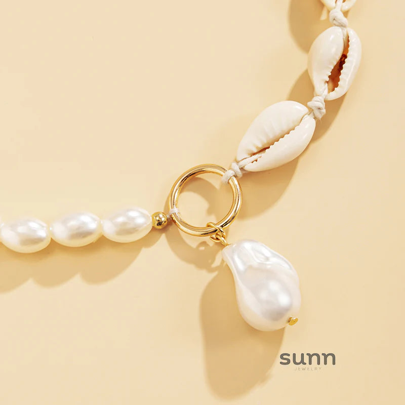 Tristan Baroque Shell Choker