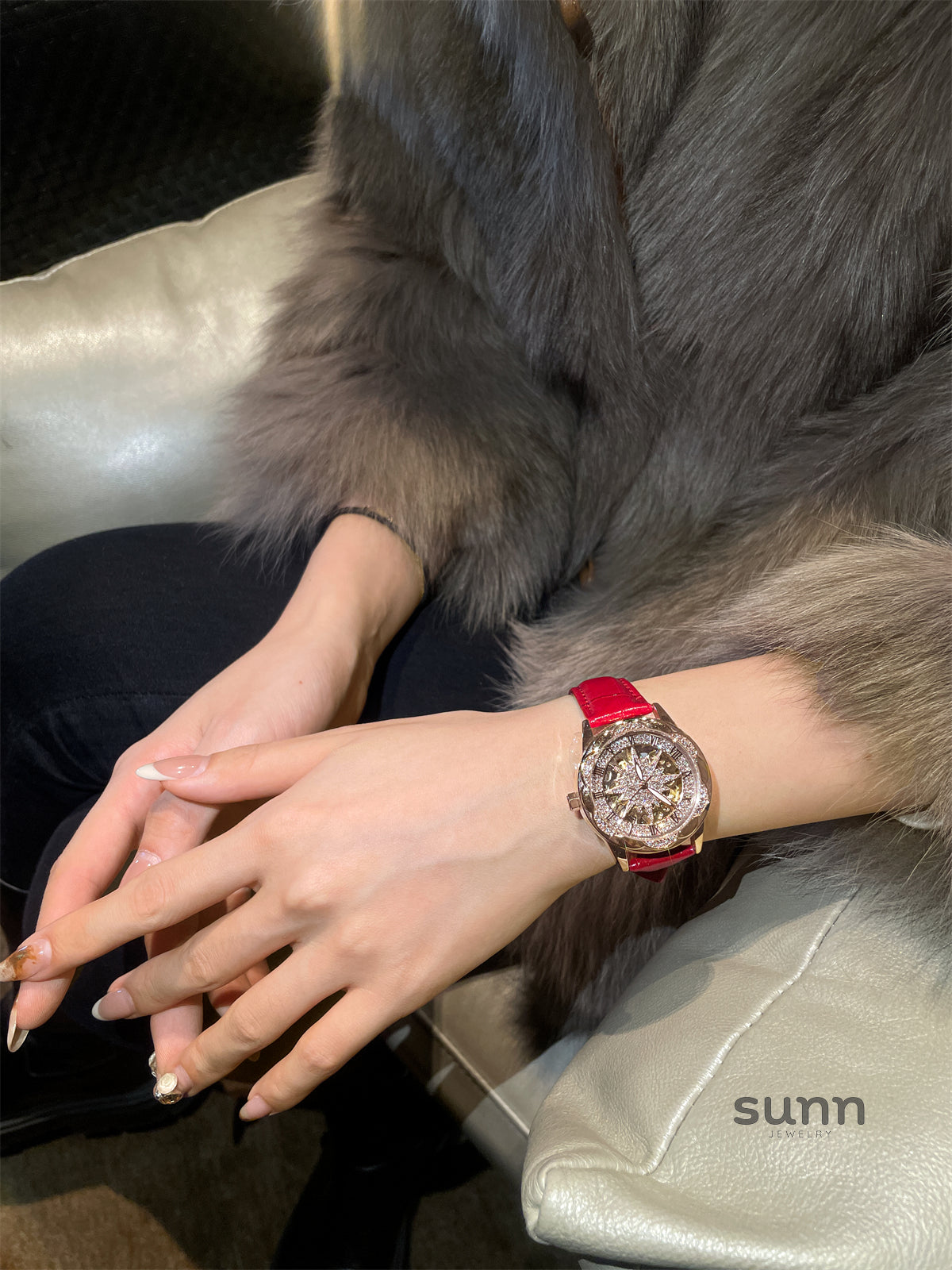 Tristyn Sunflower Mechanical Watch [Z45URT4I]