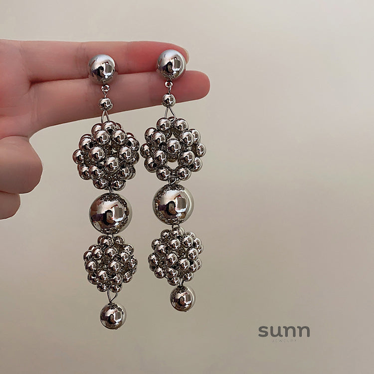 Truth Exaggerated Silver Ball Earrings [WAYPSMP0]
