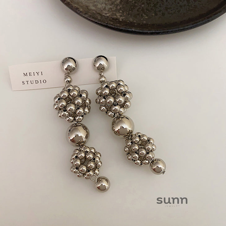 Truth Exaggerated Silver Ball Earrings [IOBKXH50]