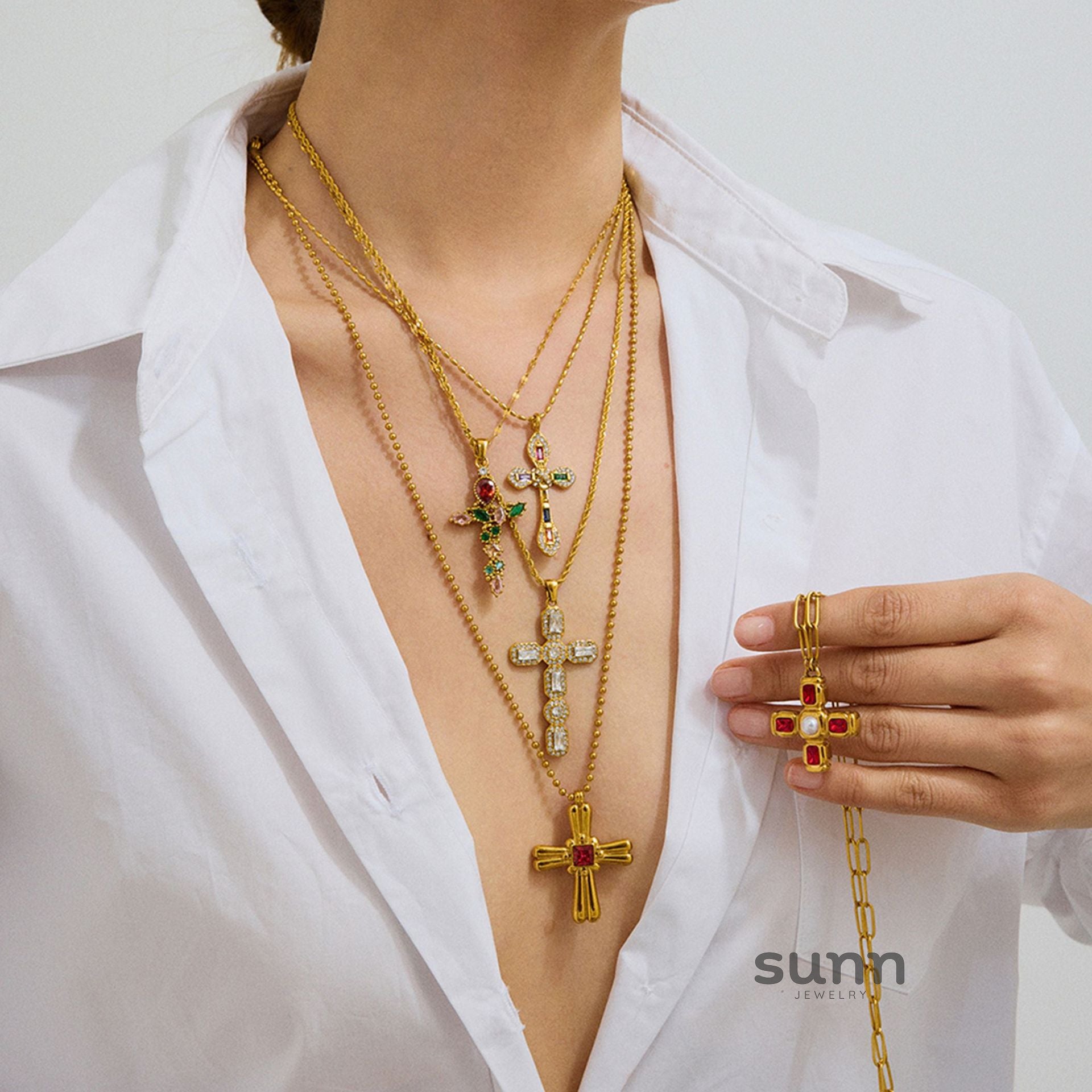 Tula Stainless Cross Necklace [OSNG3NYK]