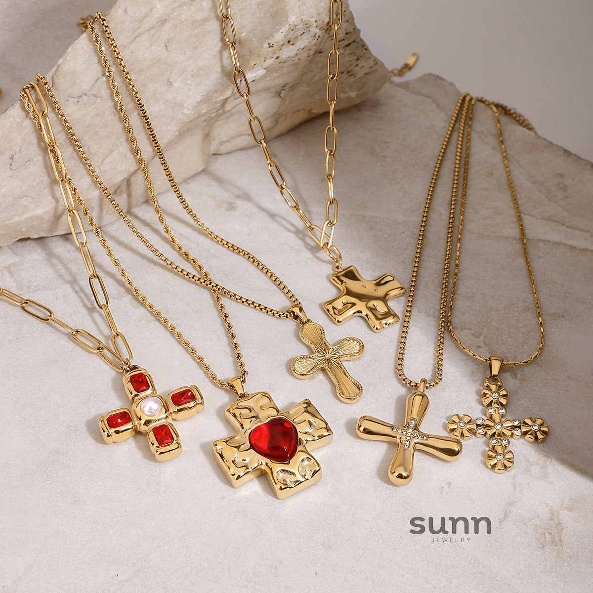Tula Stainless Cross Necklace [XT4JV84I]