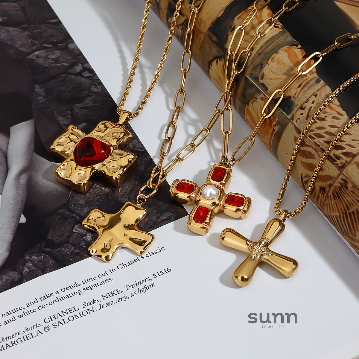 Tula Stainless Cross Necklace [V5NAUEDX]