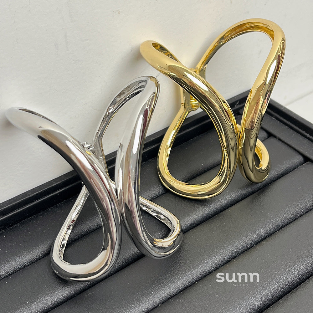 Tyanna Double C Cuff Bracelet [IKYDSB5S]