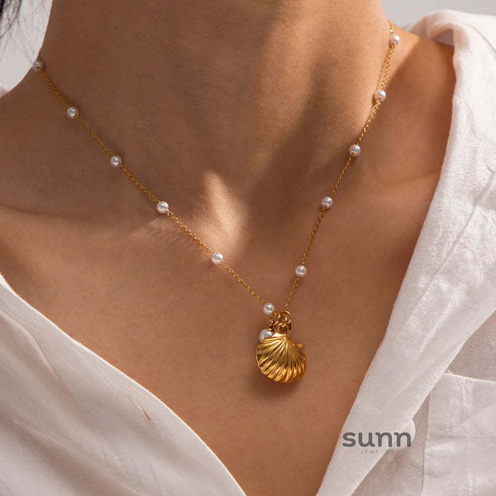 Tyanna Pearl Shell Necklace [LOTSADLP]