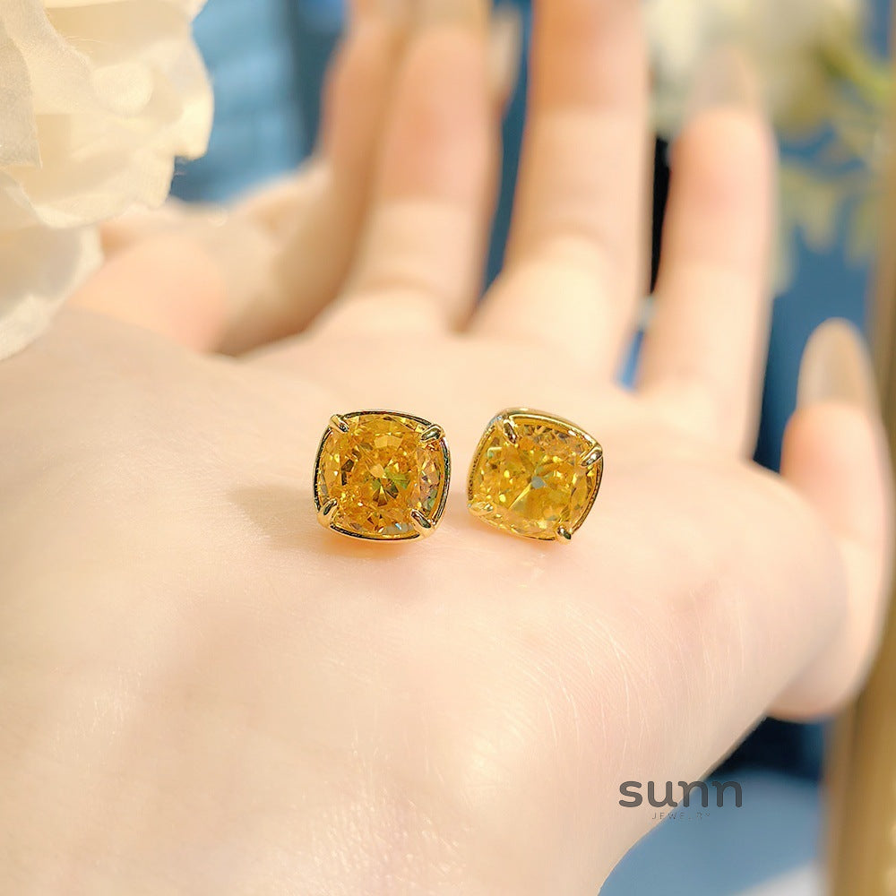 Tyleigh Radiance Gemstone Set [L4W3HCV9]