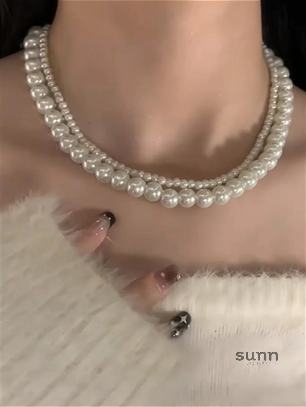 Tynlee Elegant Pearl Necklace
