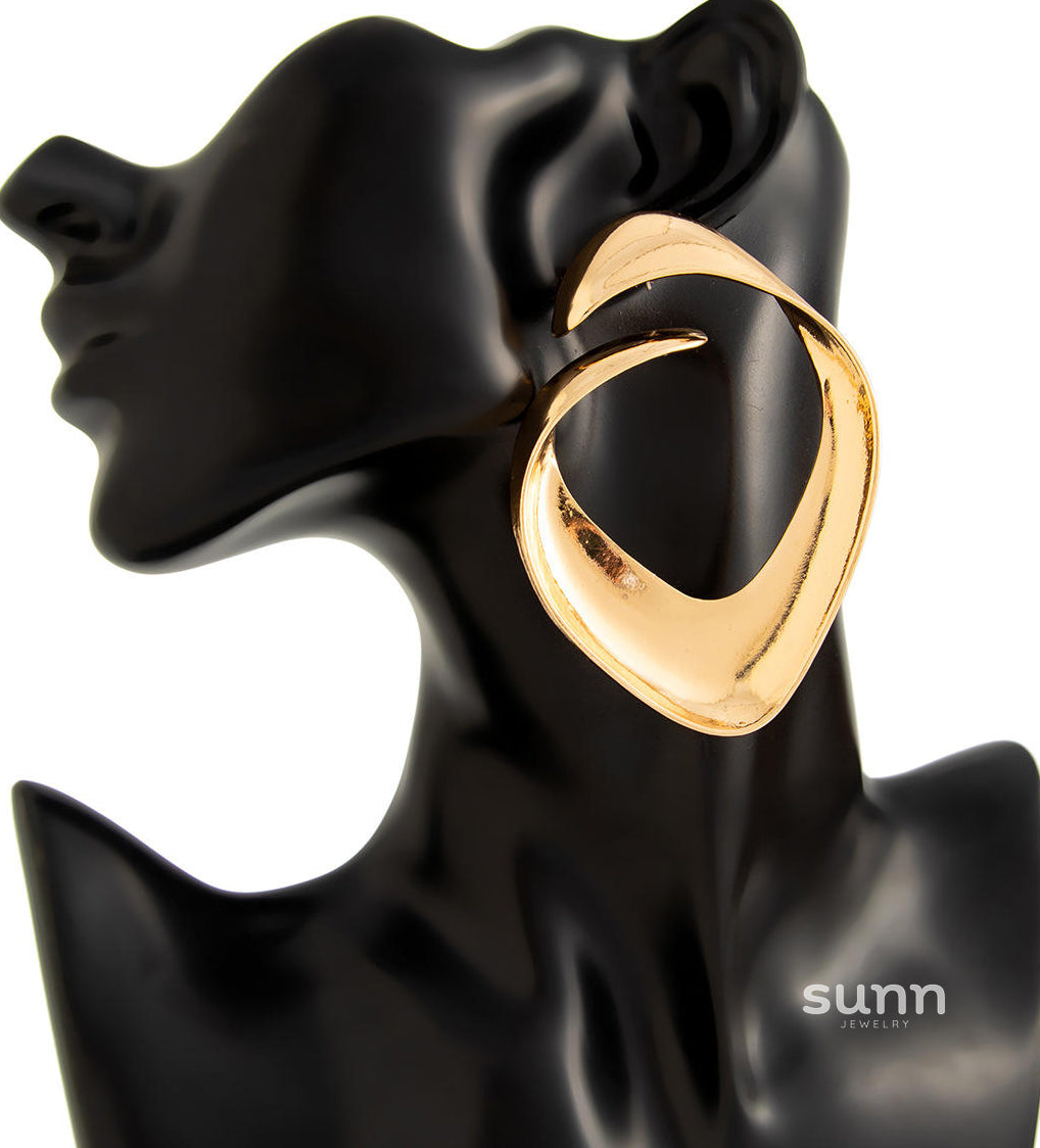 Tyra Sculptural Bow Petal Earrings [LWRUG5S0]