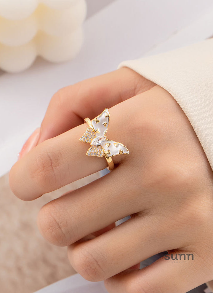 Tzipora Enamel Butterfly Ring [L6BHXUTL]