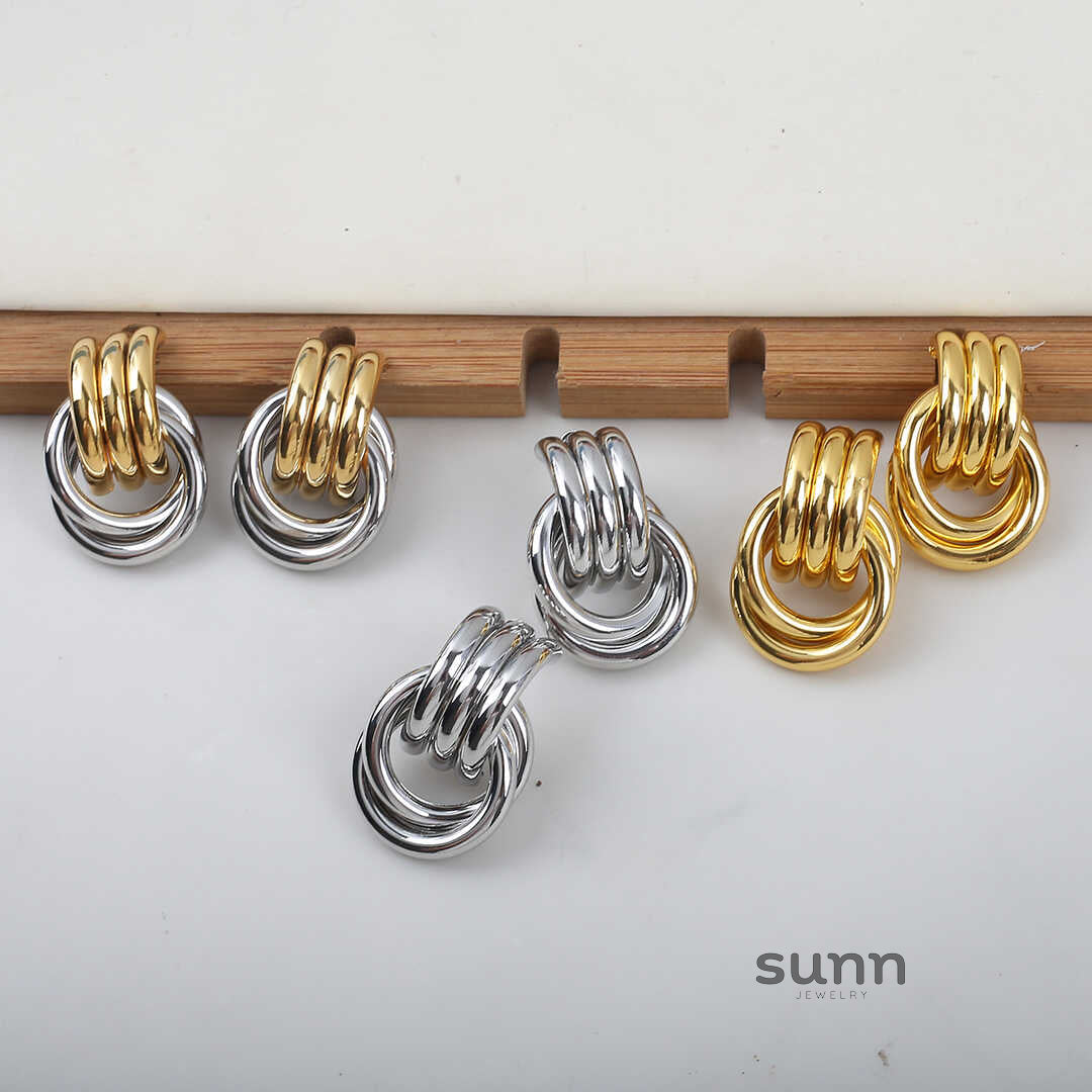 Ursula Modern Chain Loop Earrings