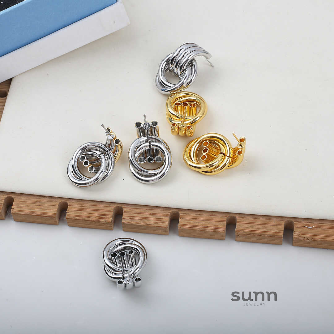 Ursula Modern Chain Loop Earrings