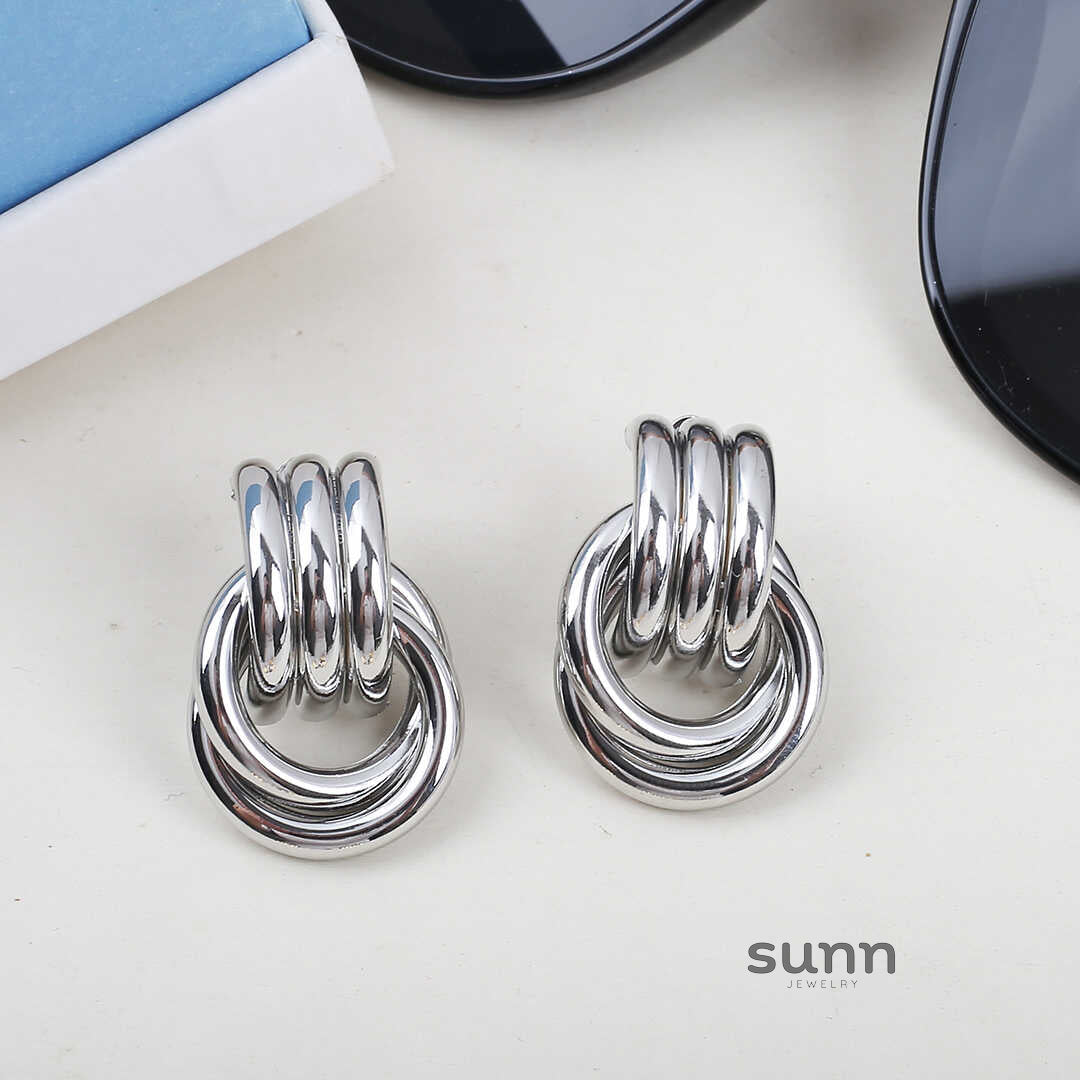 Ursula Modern Chain Loop Earrings