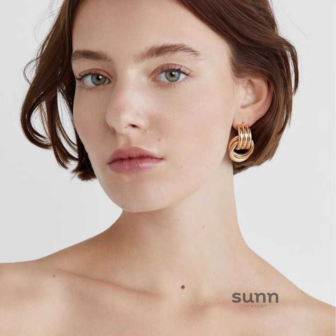 Ursula Modern Chain Loop Earrings