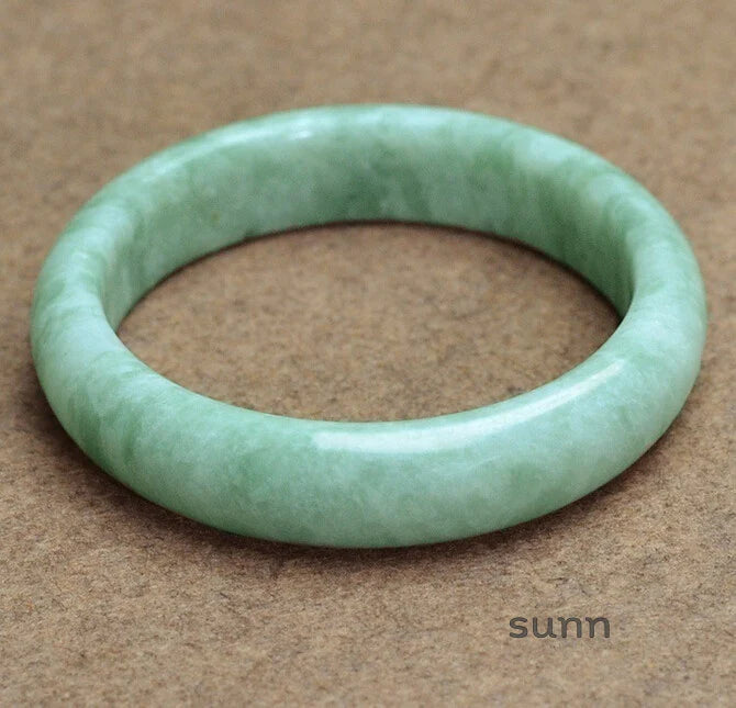 Vaani Green Jade Bangle