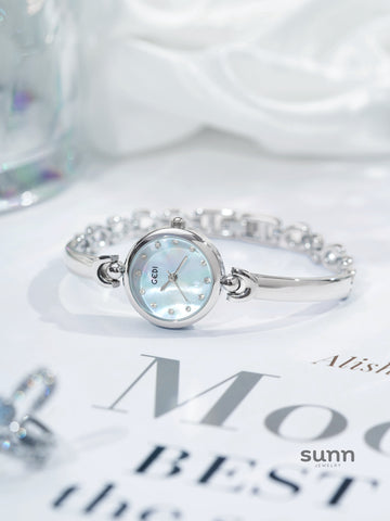 Vaani Petite Bracelet Watch [CJ1N8LPD]