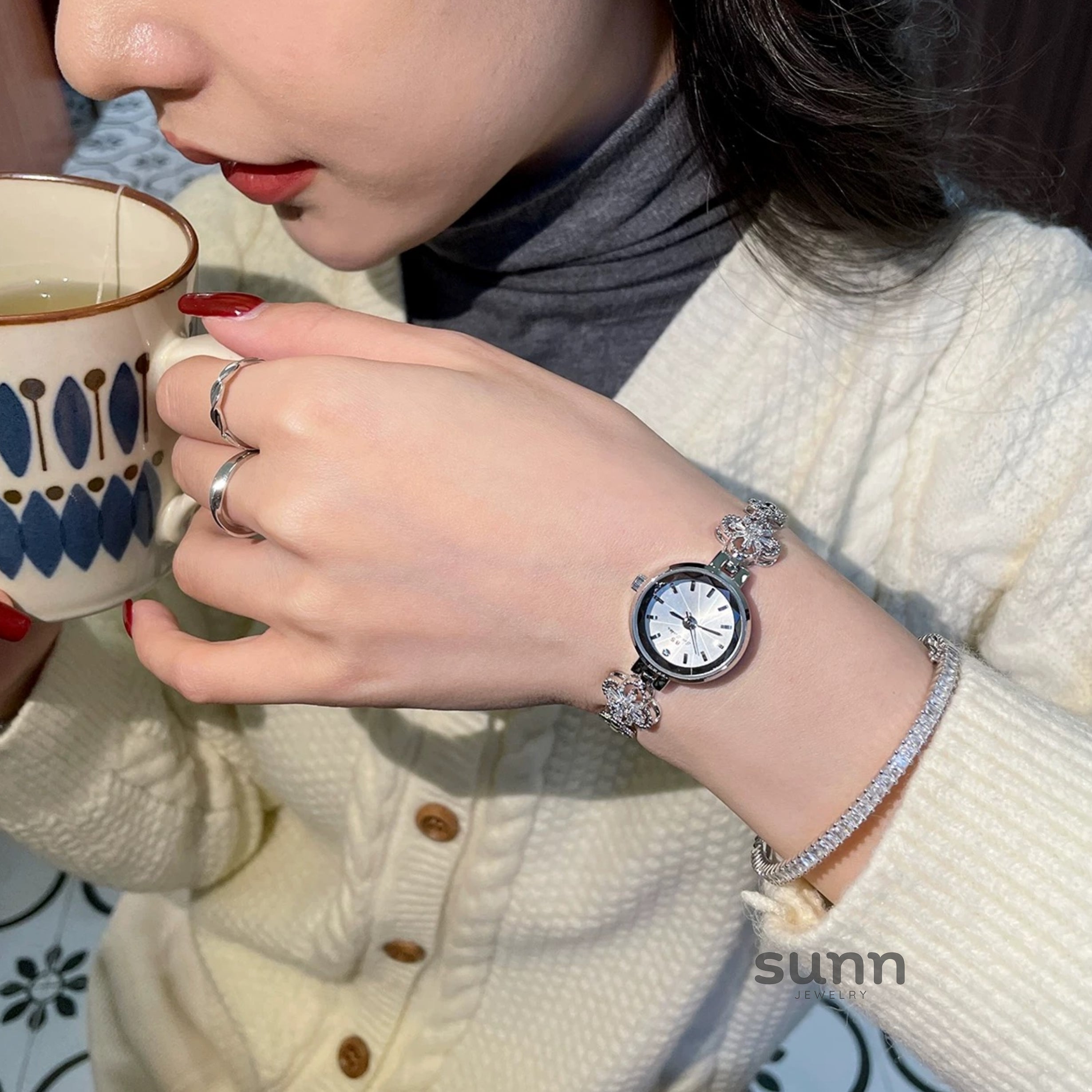 Vada Clover Charm Watch [1RRF4330]