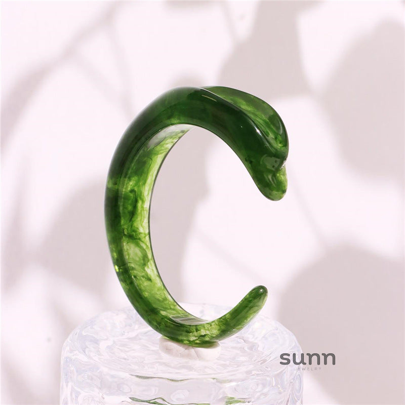 Vada Sculptural Resin Bracelet [QXX73ULA]