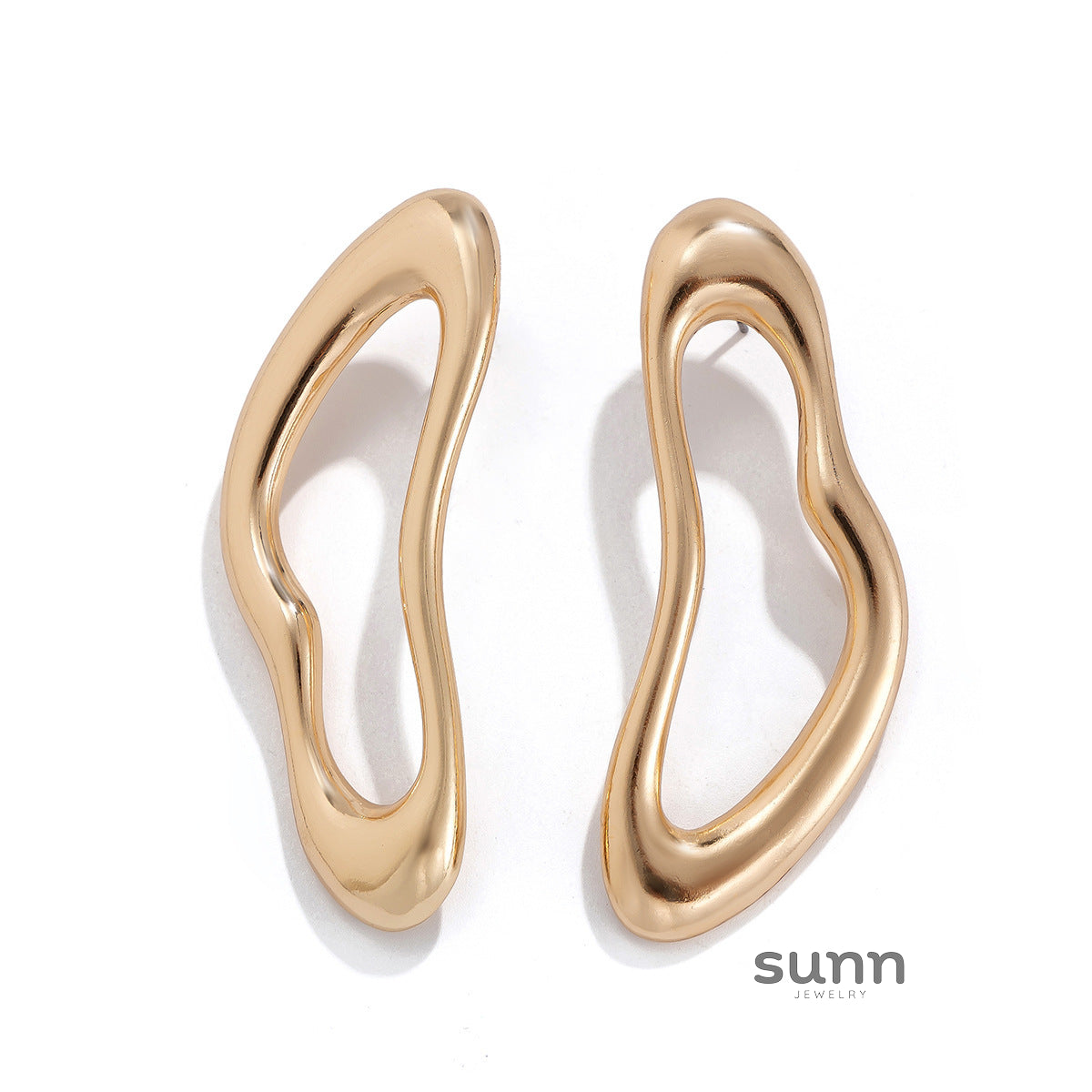 Vaeda Asymmetrical Drop Earrings [6XITPSTP]