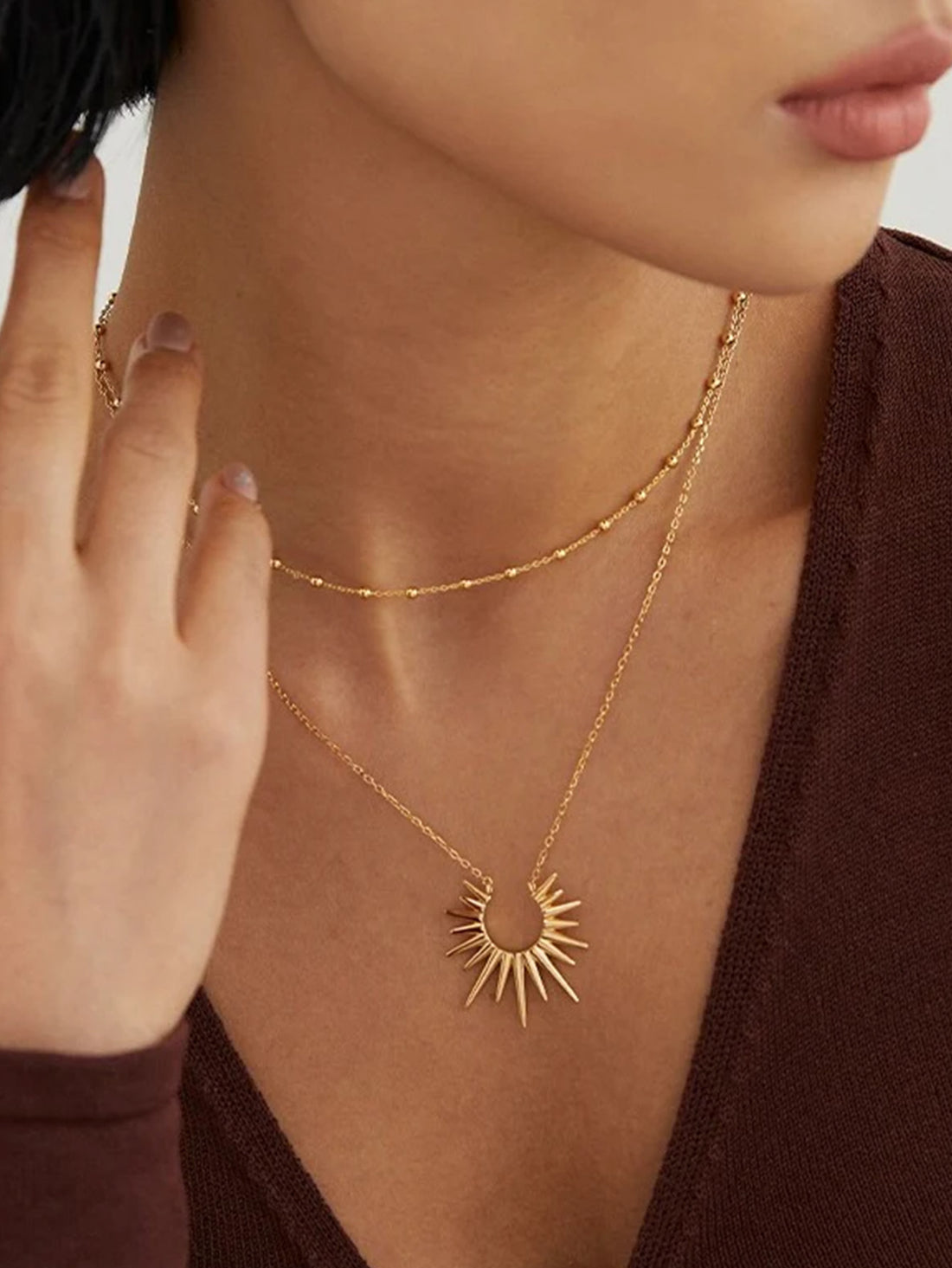 Vail Sun Pendant Necklace [WBZZ2MMP]