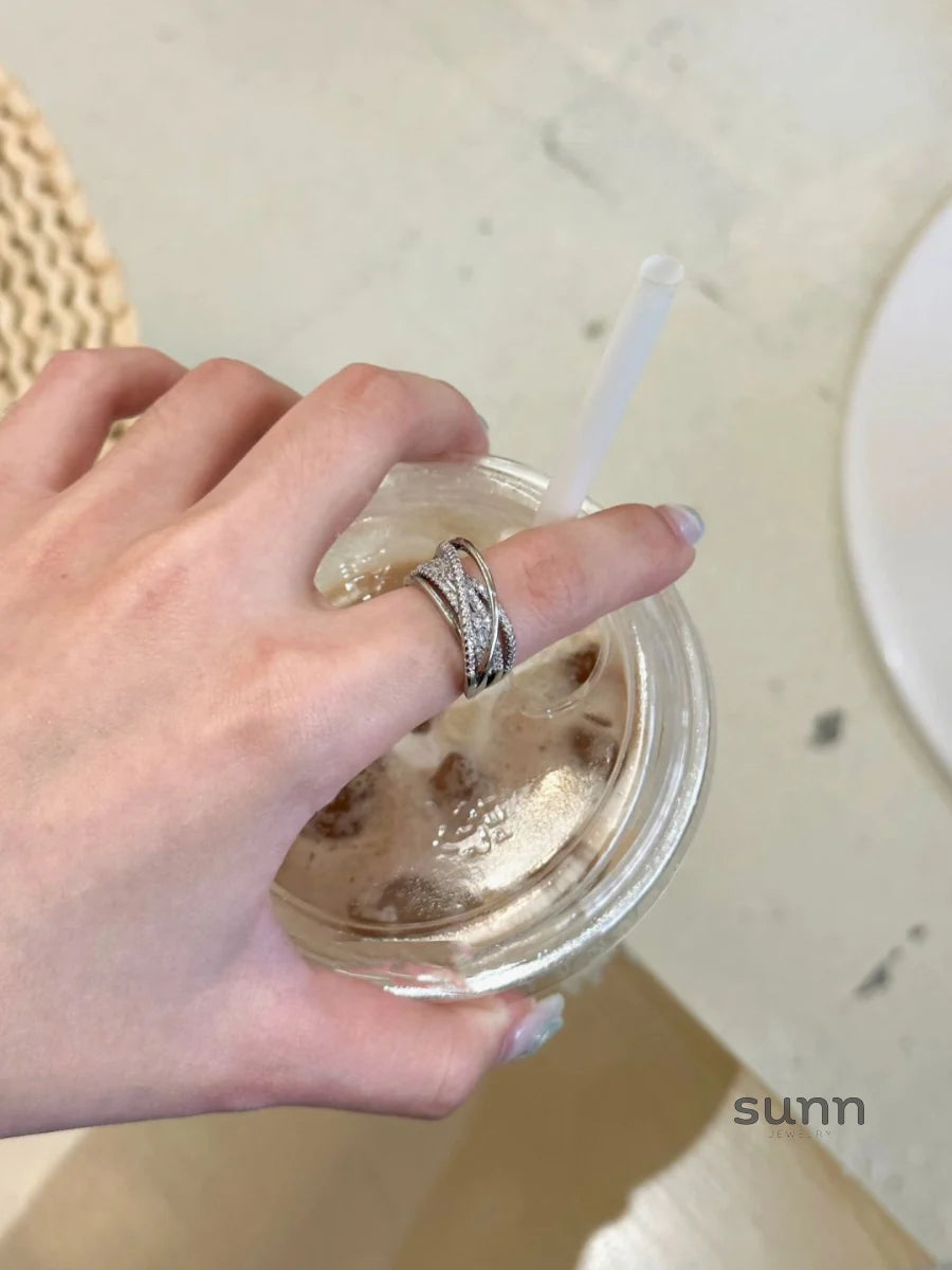 Vaishnavi Dazzling Crossover Ring