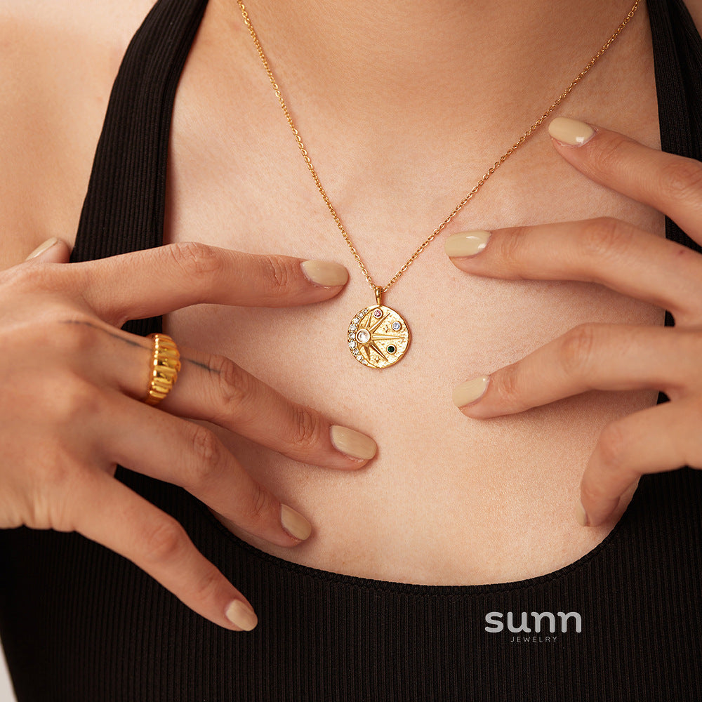 Valeria Celestial Sun Moon Necklace [RLQYOW9V]