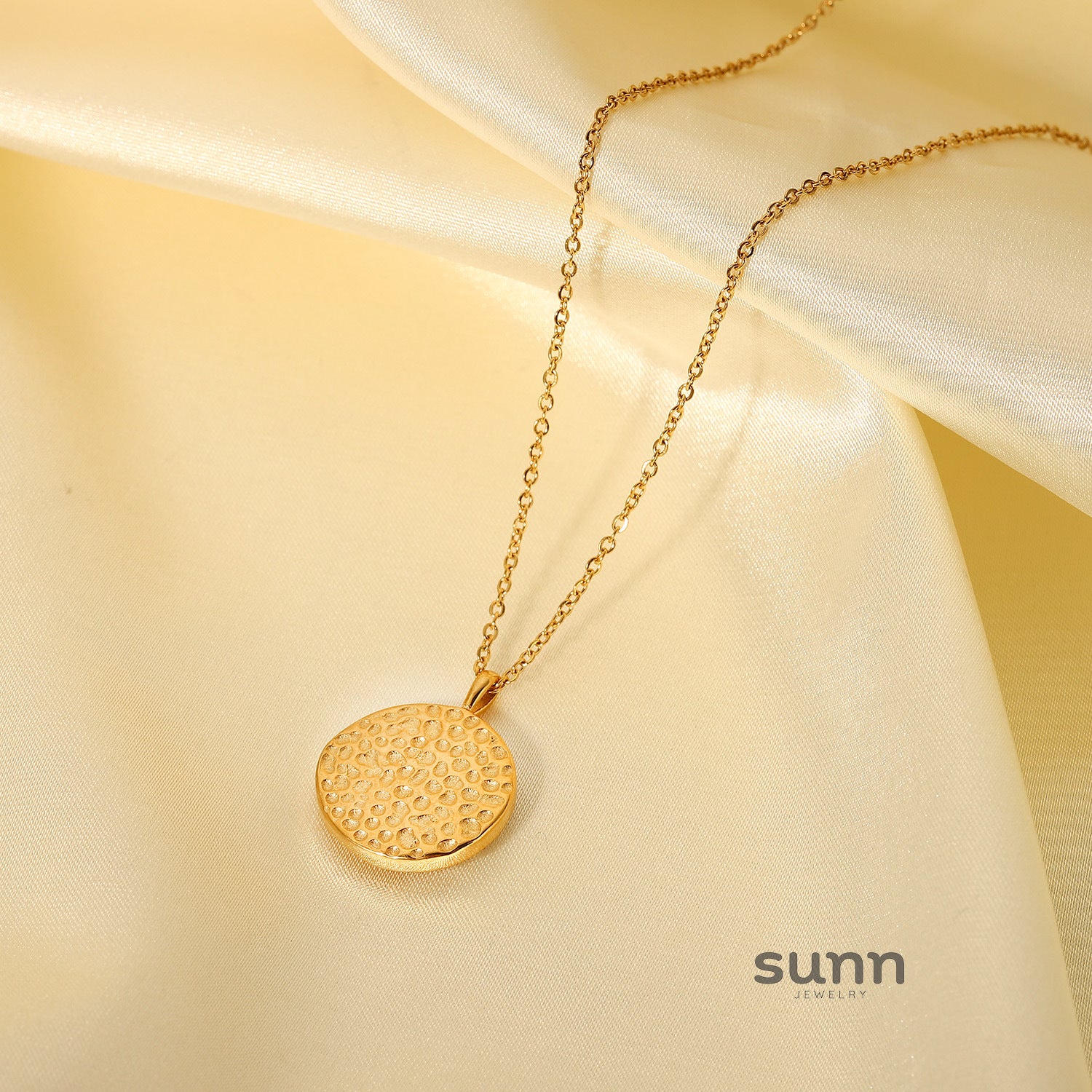 Valeria Celestial Sun Moon Necklace [TWI2KDZY]