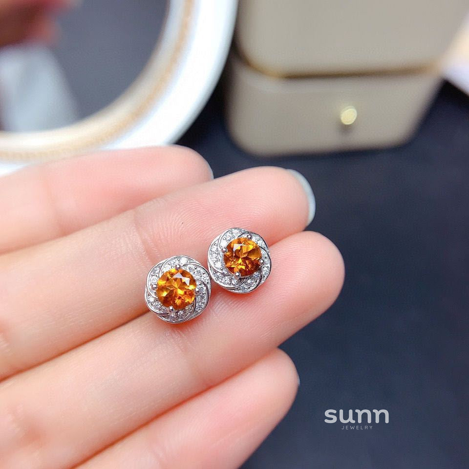 Vanellope Floral Stud Earrings [G69O3AD1]