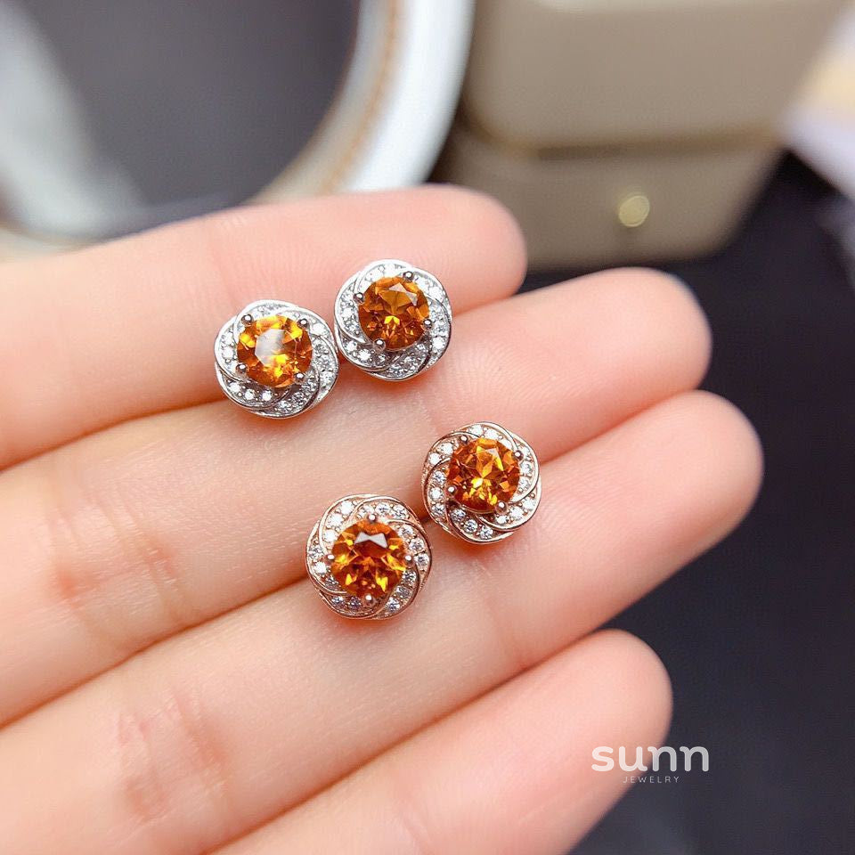 Vanellope Floral Stud Earrings [3Q62KW8X]
