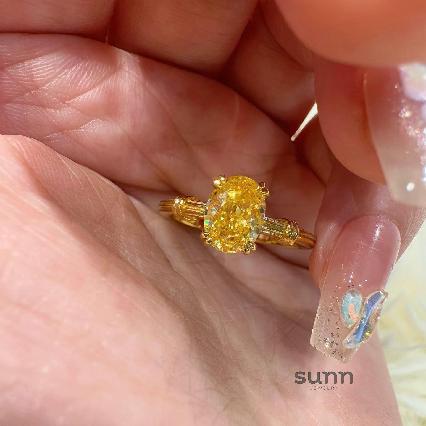 Vanellope Ice Bloom Ring [8K1KP1F4]